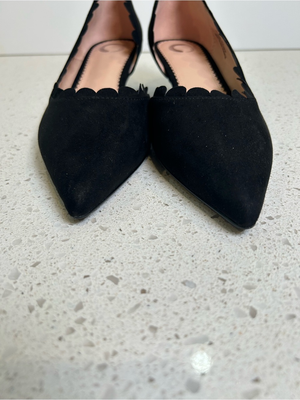 JOURNEE COLLECTION Black Scalloped Edge Taavi Pointed Toe Kitten Heel 8.5 - Picture 10 of 10